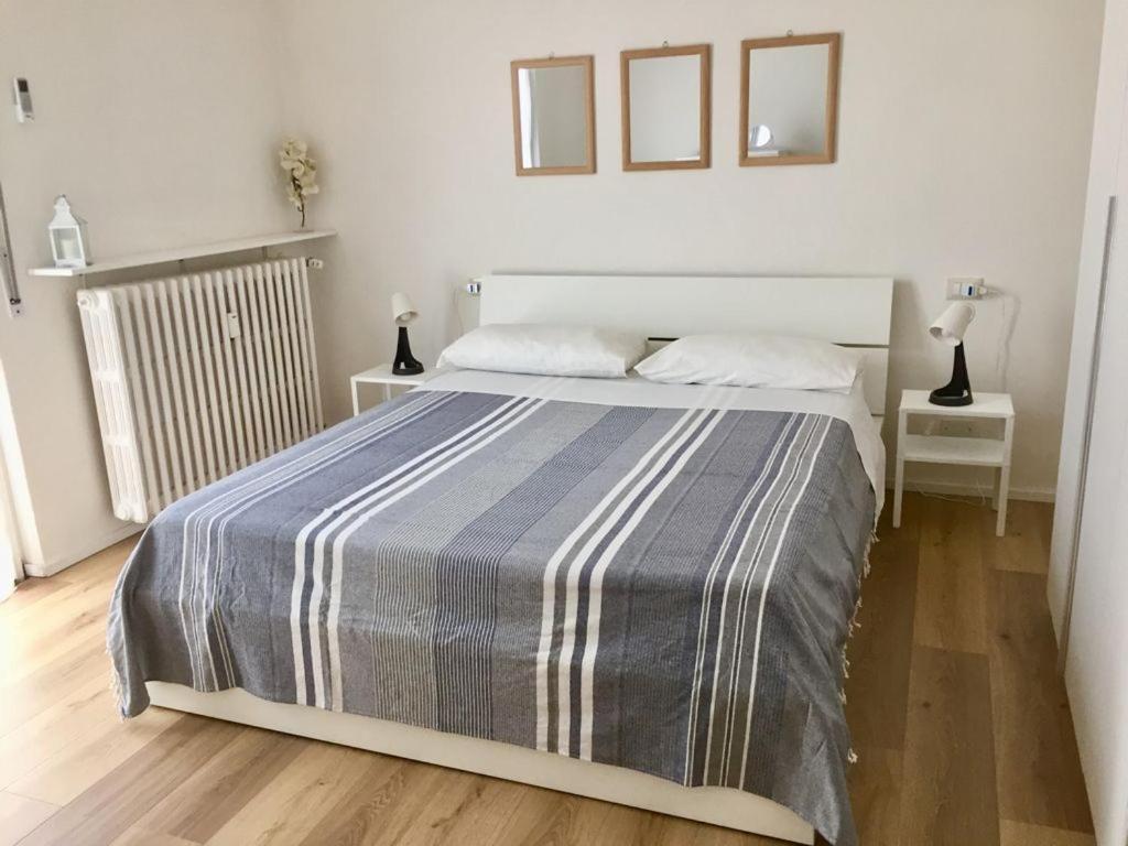 Casa Teo Pavia Citta Apartment Luaran gambar